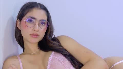 Hanna Connor online show from 12-16-25, 02:38