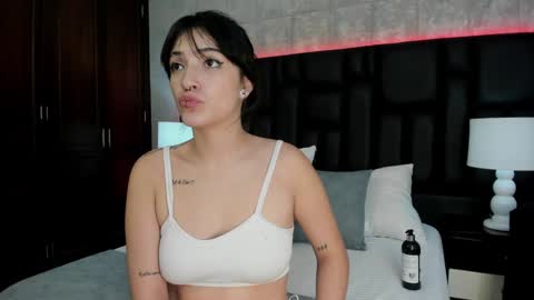 HannaDawsons online show from 12-18-24, 12:40