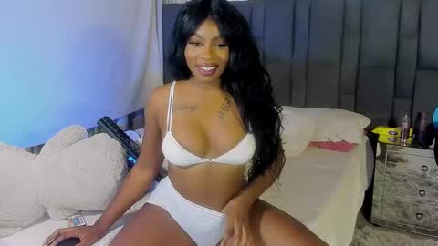 Vanessa Ebony online show from 03-09-25, 07:45