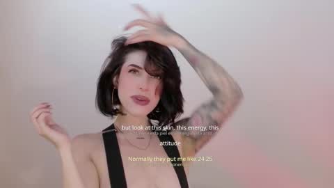 Hannah  online show from 03-10-26, 02:38