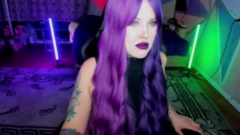 Hannah online show from 03-01-25, 05:49