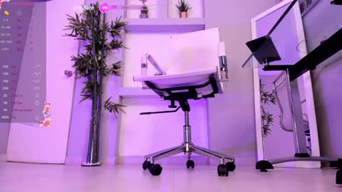 HANNAH HOWELL online show from 02-07-25, 12:28