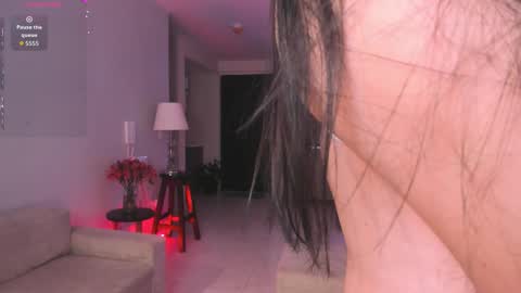 Snapshot of hannah_jonhson_1 chatting on 11-14-25, 02:10 Hannah online show from 11-14-25, 02:10