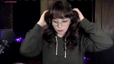 Hannah online show from 12-15-25, 12:59