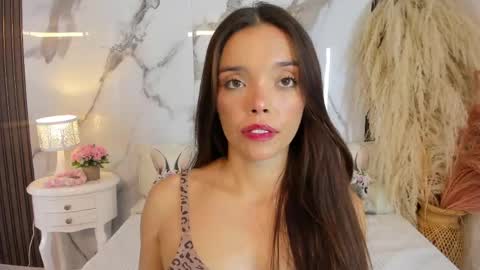 Hannahill69 online show from 04-14-26, 05:13