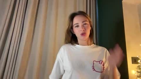 hannahinto online show from 12-19-25, 12:56