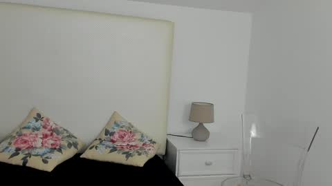 Hannah online show from 04-08-26, 07:47