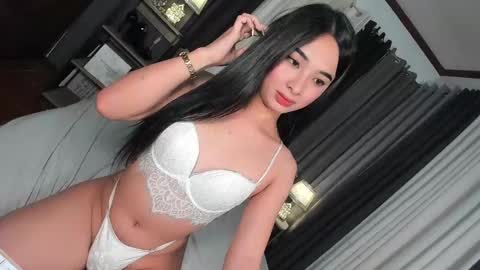 Hannah online show from 01-20-25, 02:22