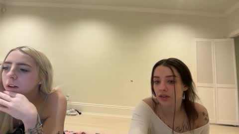 Hannah Taylor online show from 02-11-26, 07:08