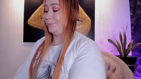 hannamartinn_ online show from 10-27-25, 04:00