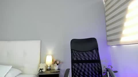 Snapshot of hannamartinnez chatting on 02-15-25, 05:28 hannamartinnez online show from 02-15-25, 05:28
