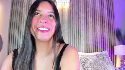 HannaPaola online show from 01-06-26, 10:45