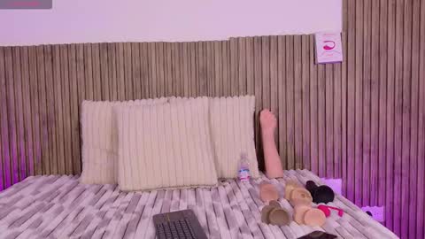 HELEN online show from 02-03-26, 12:21