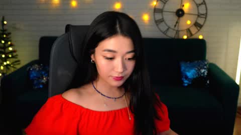 Snapshot of hannarosie chatting on 12-23-24, 08:47 hannarosie online show from 12-23-24, 08:47
