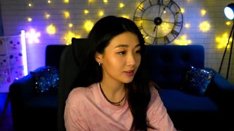 Snapshot of hannarosie chatting on 12-30-24, 07:53 hannarosie online show from 12-30-24, 07:53