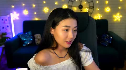 Snapshot of hannarosie chatting on 01-07-25, 12:20 hannarosie online show from 01-07-25, 12:20