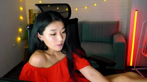 Snapshot of hannarosie chatting on 09-15-25, 07:25 hannarosie online show from 09-15-25, 07:25