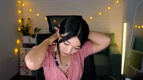 Snapshot of hannarosie chatting on 09-25-25, 05:27 hannarosie online show from 09-25-25, 05:27