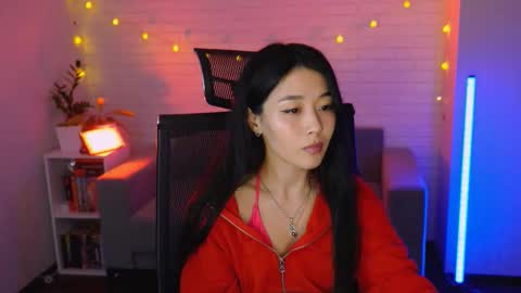 hannarosie online show from 11-18-25, 06:34