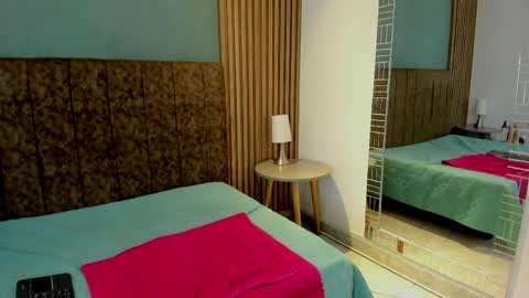 hannawen_ online show from 03-30-26, 07:37