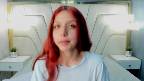 Snapshot of hanniesmile chatting on 02-18-25, 05:21 Hanni online show from 02-18-25, 05:21