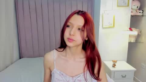Snapshot of hanniesmile chatting on 02-23-25, 11:11 Hanni online show from 02-23-25, 11:11