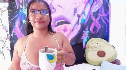 Snapshot of hannnasmith chatting on 05-20-26, 05:02 Hanna online show from 05-20-26, 05:02