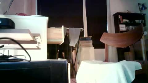 Hannsi64 online show from 12-22-25, 01:30