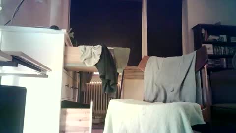 Hannsi64 online show from 03-11-26, 06:25