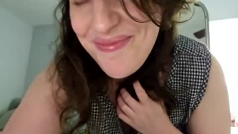 Snapshot of hannukahhottie chatting on 07-30-26, 08:08 Sabrina online show from 07-30-26, 08:08