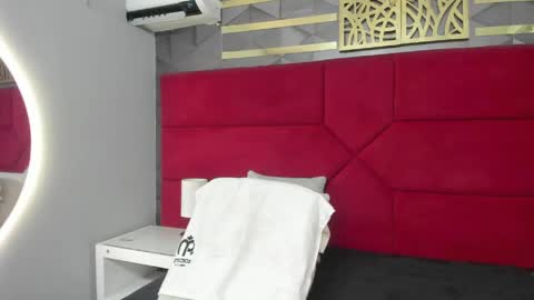 Snapshot of hanny_bliss chatting on 04-18-26, 11:47 Hanny online show from 04-18-26, 11:47