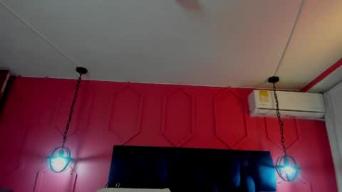 Snapshot of hanny_bliss chatting on 05-20-26, 11:27 Hanny online show from 05-20-26, 11:27