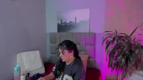 Snapshot of hanny_bliss chatting on 07-18-26, 11:47 Hanny online show from 07-18-26, 11:47