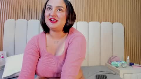 Snapshot of hanny_thomson chatting on 05-26-26, 09:22 Hanny online show from 05-26-26, 09:22