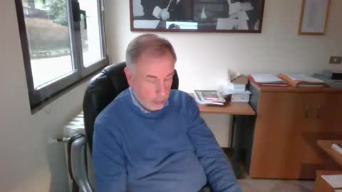 Snapshot of hanscooper chatting on 02-19-25, 04:00 hanscooper online show from 02-19-25, 04:00