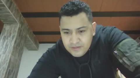 Snapshot of hansel_3 chatting on 02-02-26, 12:09 Andrs Cortes online show from 02-02-26, 12:09