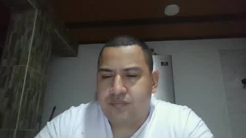Snapshot of hansel_3 chatting on 05-02-26, 11:32 Andrs Cortes online show from 05-02-26, 11:32