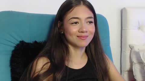 Snapshot of hantonella chatting on 12-18-24, 03:33 Anto online show from 12-18-24, 03:33