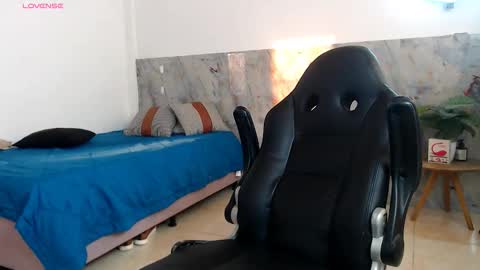 hanz_col online show from 11-09-25, 11:19