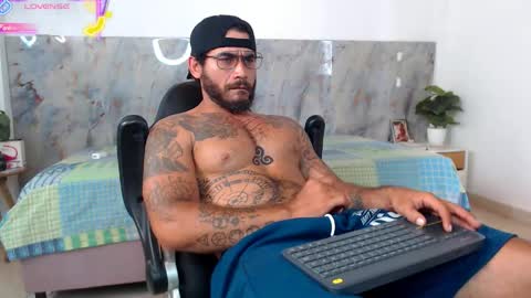 hanz_col online show from 05-19-26, 04:35