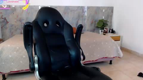 hanz_col online show from 07-14-26, 04:23