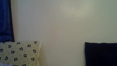 happy_kienyeji online show from 11-30-25, 04:00