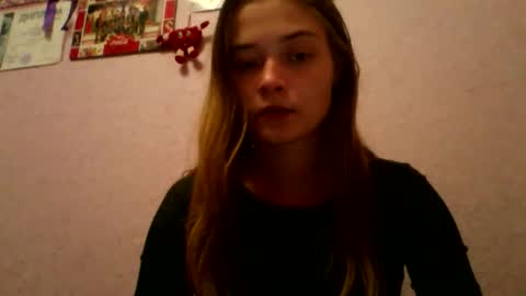 happyemily  online show from 10-24-25, 06:48