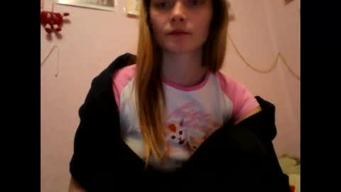 happyemily  online show from 02-02-26, 05:22