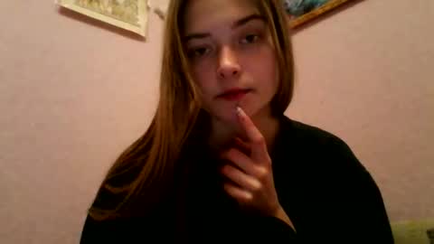 happyemily  online show from 02-17-26, 10:16