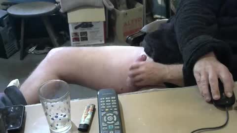 Snapshot of happyfeet987999864 chatting on 05-08-26, 09:47 happyfeet987999864 online show from 05-08-26, 09:47