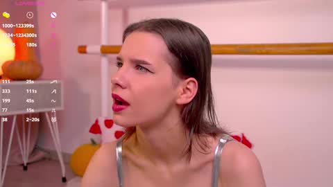 Evy  online show from 11-30-25, 01:20