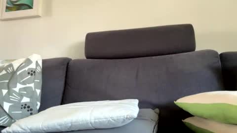 Snapshot of happysierra chatting on 06-13-26, 11:41 Harry online show from 06-13-26, 11:41