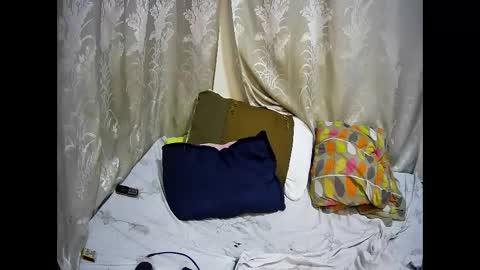 happysonia online show from 04-18-26, 07:58