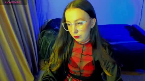 Snapshot of happystephanie chatting on 05-25-26, 07:09 Stephanie online show from 05-25-26, 07:09